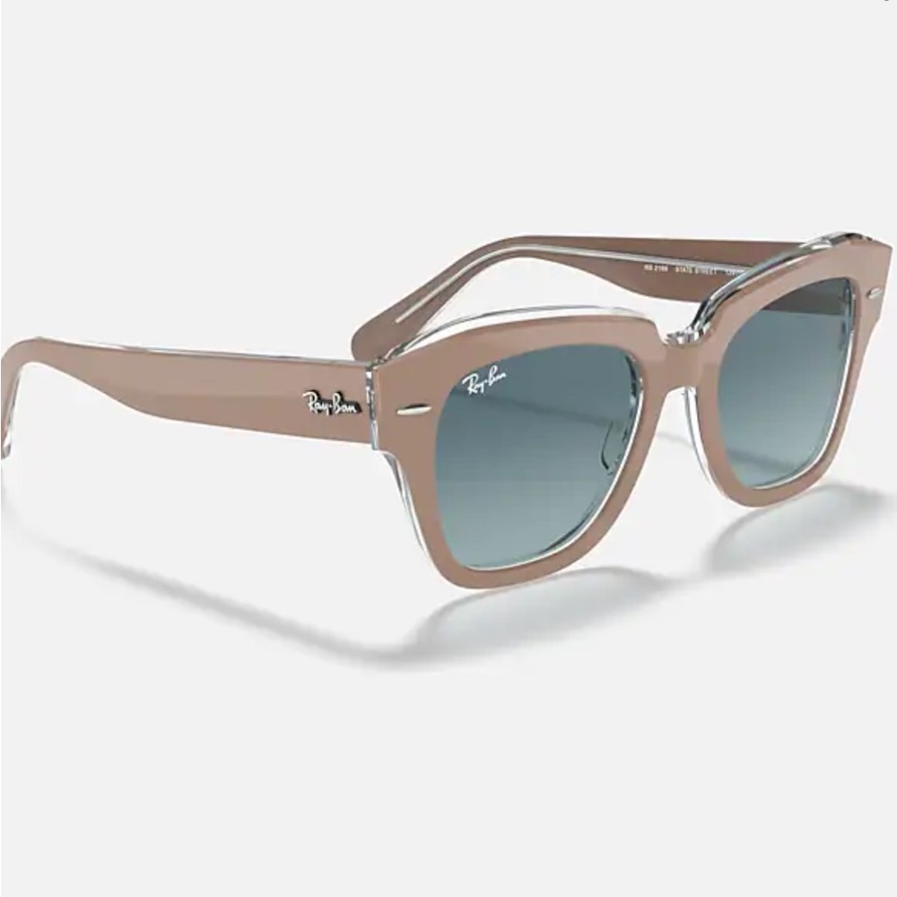 Ray Ban State Street sunnies